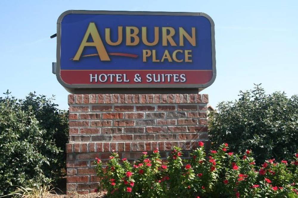 Auburn Place Hotel And Suites