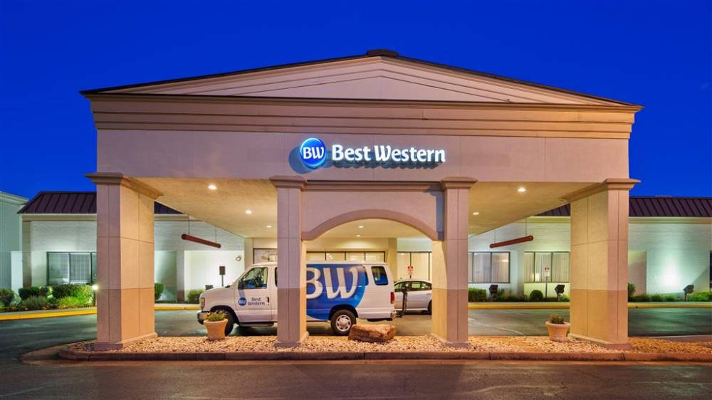 Best Western Leesburg Hotel & Conference Center