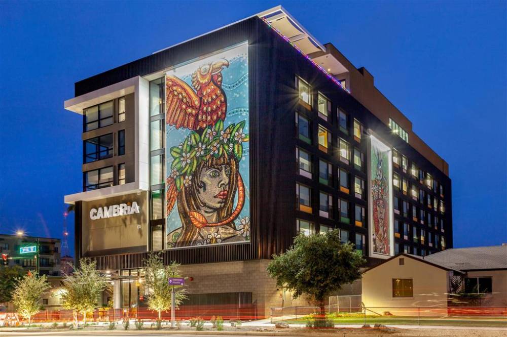Cambria Hotel Downtown Phoenix Conventio