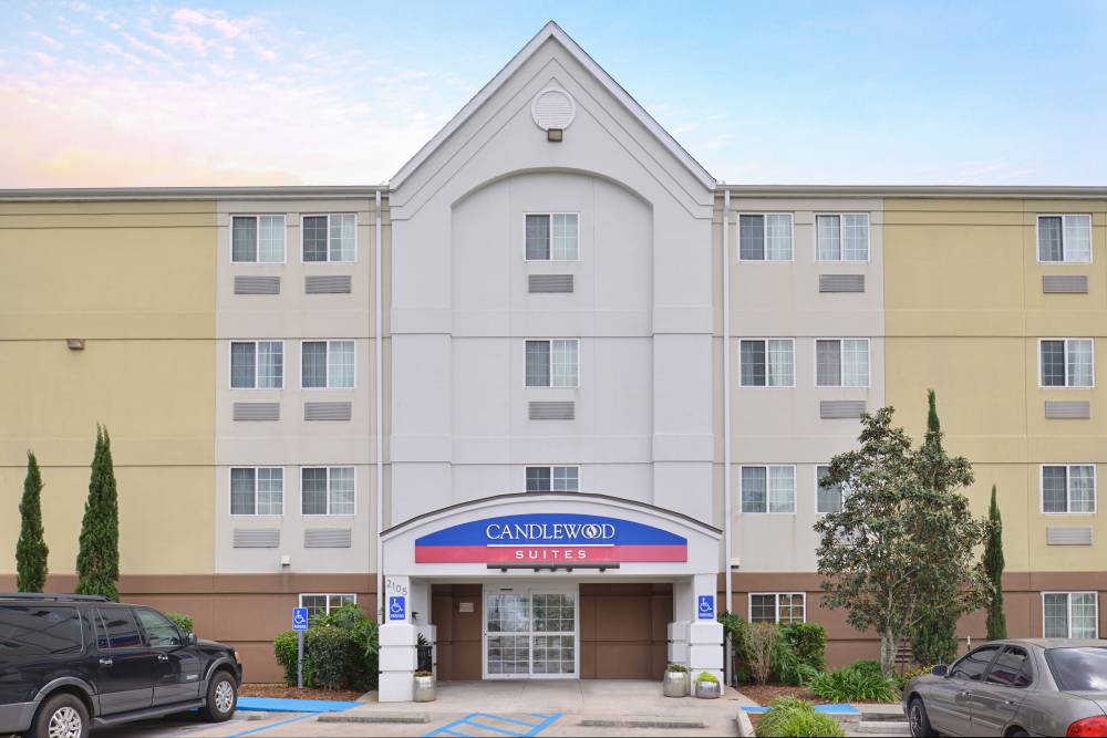 Candlewoods Suites Lafayette