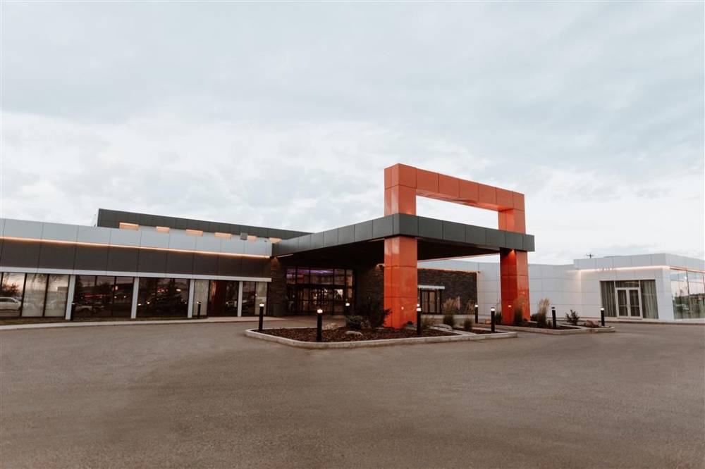 Coast Nisku Inn And Conference Centre