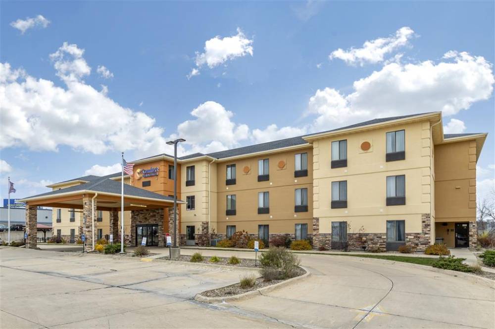 Comfort Inn And Suites Cedar Rapids Nort