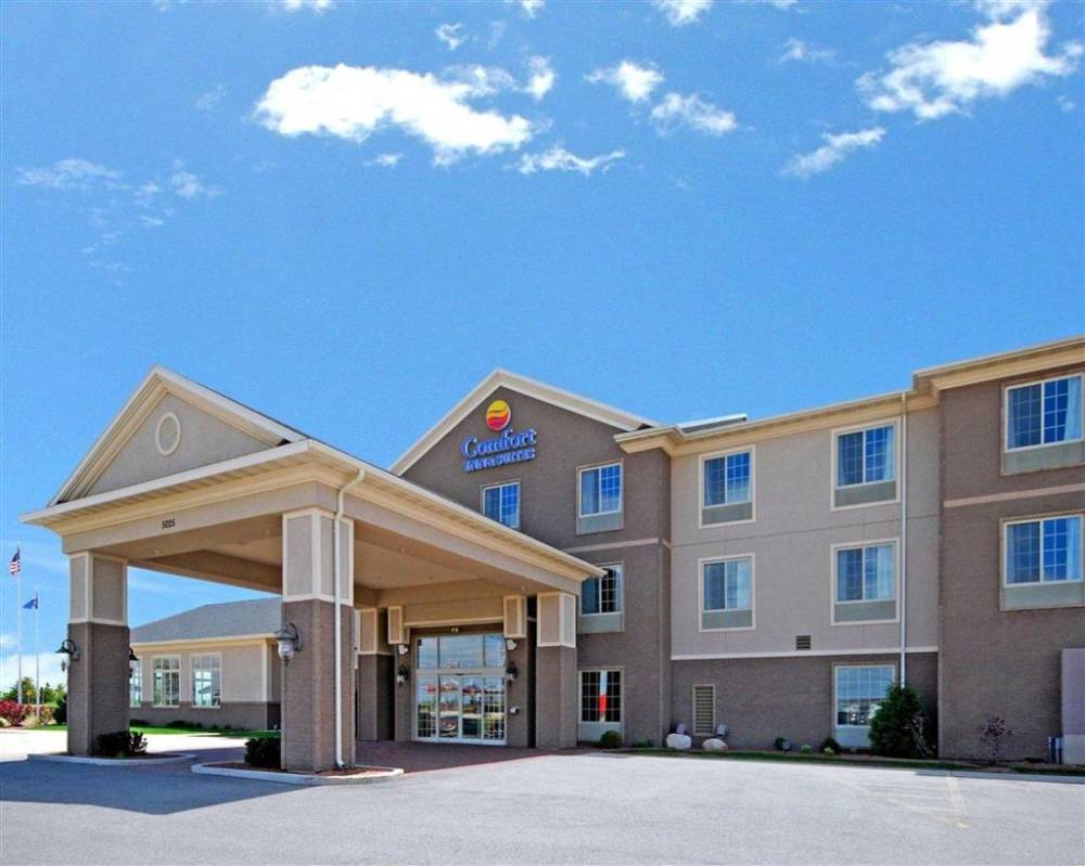 Comfort Inn And Suites Madison North