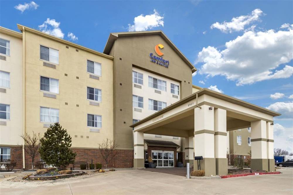 Comfort Inn And Suites Oklahoma City Wes