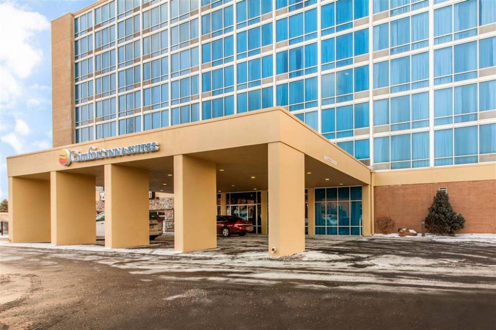 Comfort Inn And Suites Omaha Central