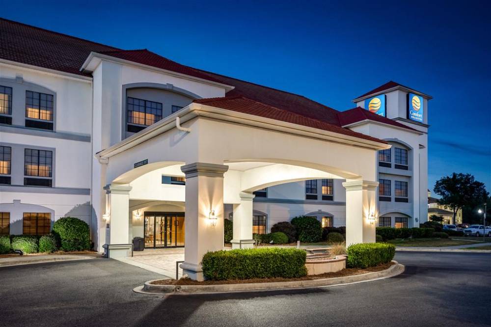 Comfort Inn And Suites Savannah Airport