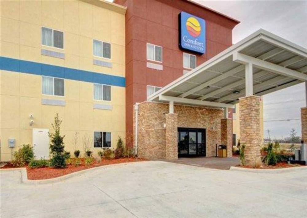 Comfort Inn And Suites Tulsa