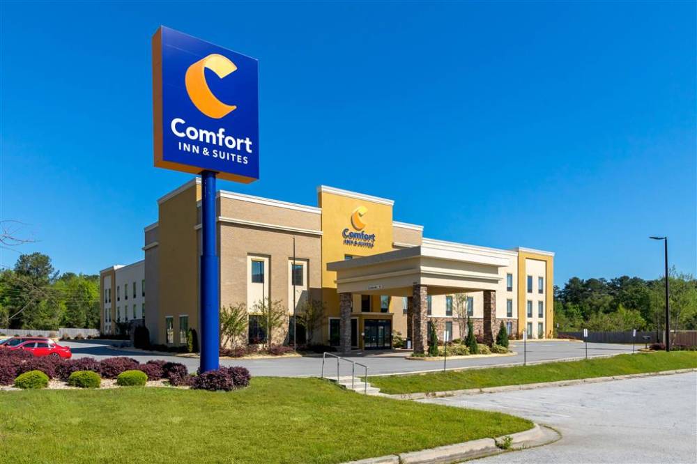Comfort Inn And Suites West