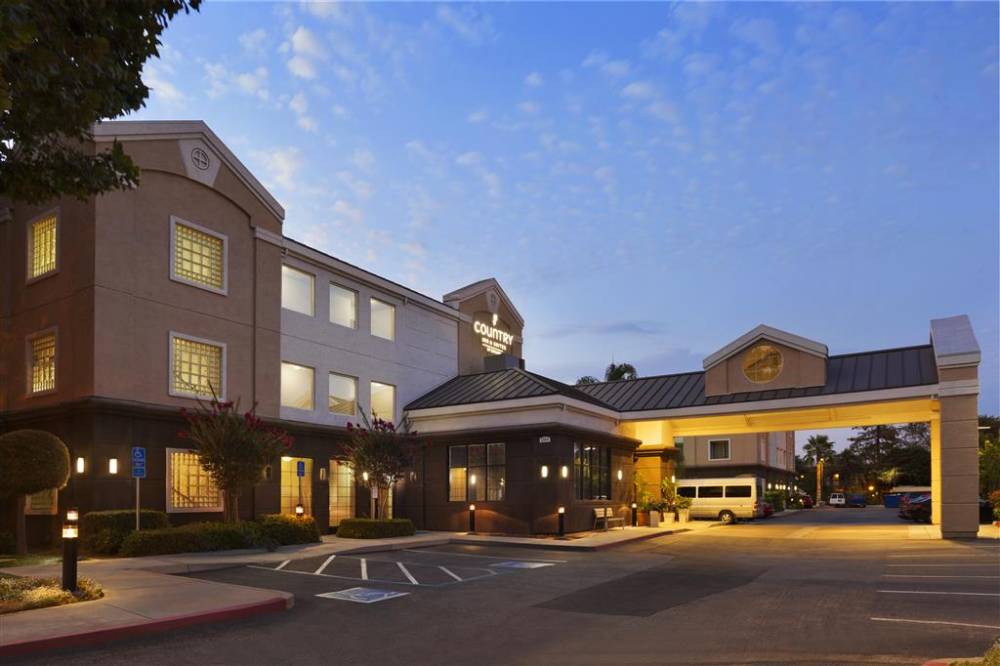 Country Inn & Suites By Radisson San Jose International Airport