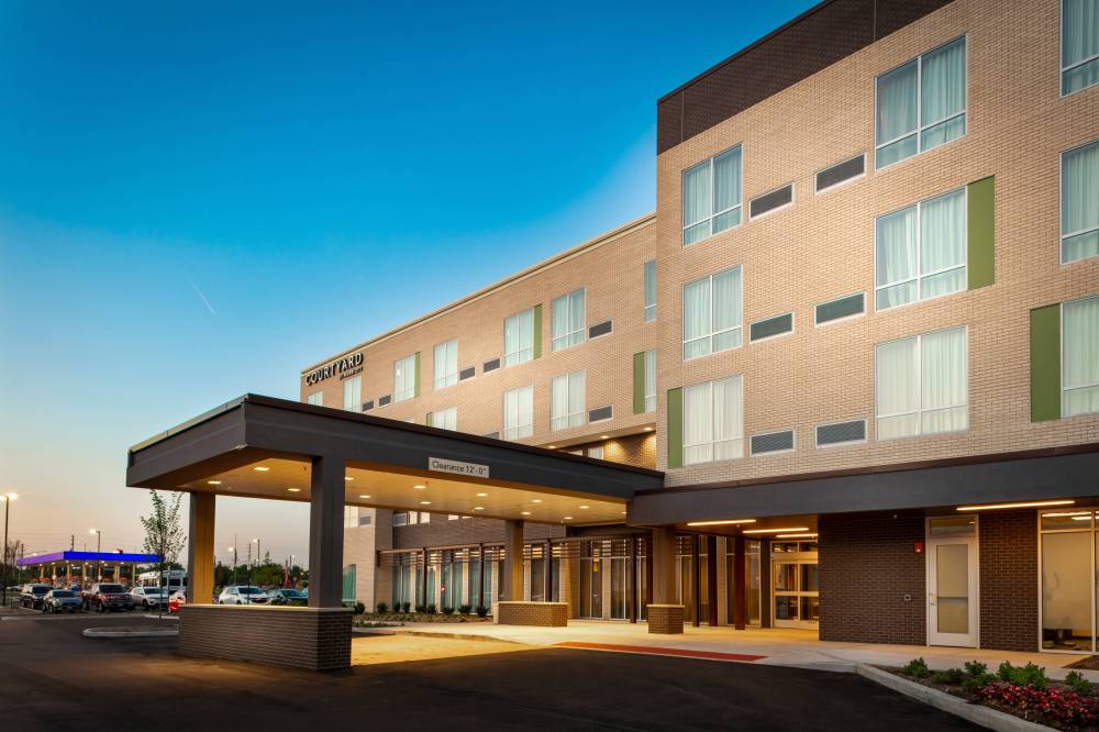 Courtyard By Marriott Indianapolis West-speedway