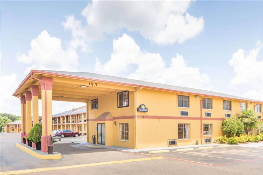 Days Inn And Suites Marshall