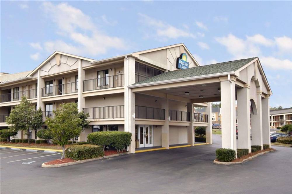 Days Inn And Suites Mobile