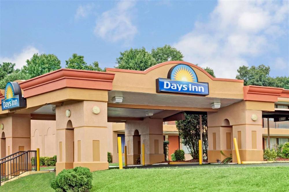 Days Inn By Wyndham Durham/near Duke University