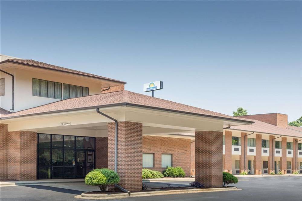 Days Inn By Wyndham Lexington