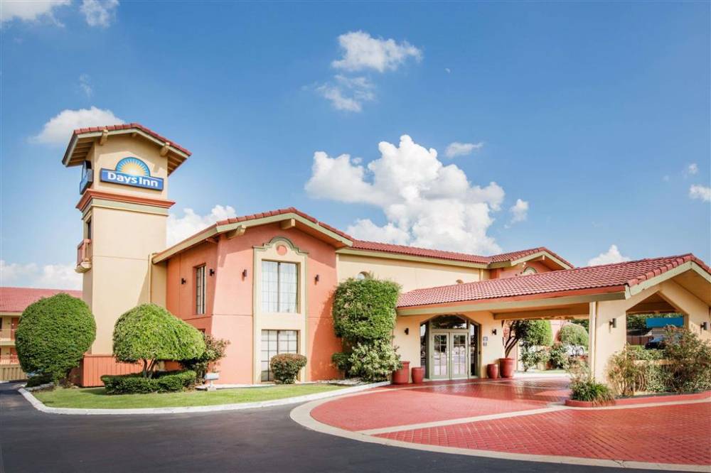 Days Inn By Wyndham Little Rock/medical Center