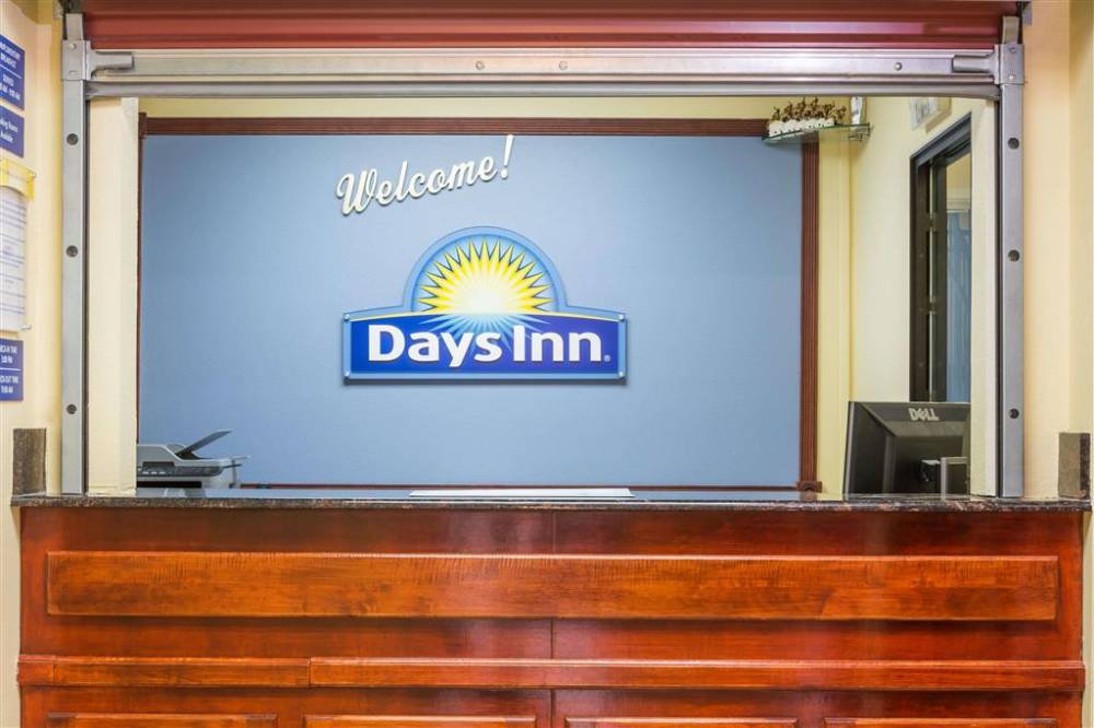 Days Inn By Wyndham Rayne
