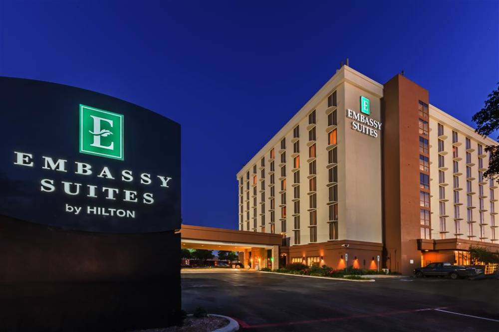 Embassy Suites By Hilton Dallas-market Center