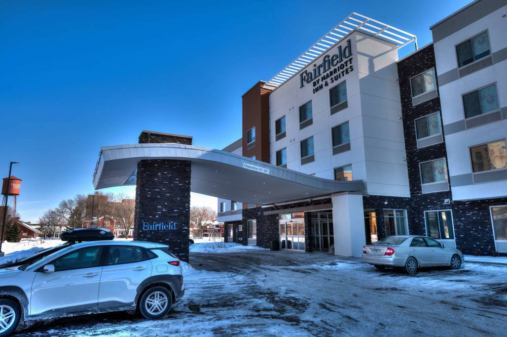 Fairfield By Marriott Inn And Suites Minneapolis North
