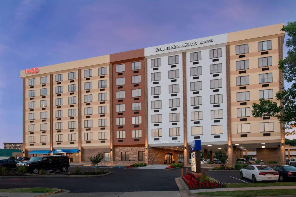 Fairfield Inn And Suites By Marriott Alexandria West-mark Center