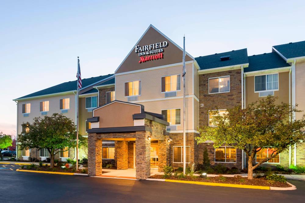 Fairfield Inn And Suites By Marriott Chicago Naperville Aurora