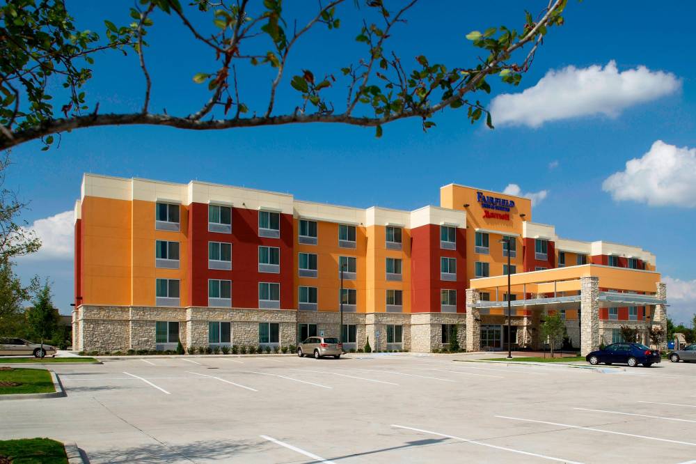 Fairfield Inn And Suites By Marriott Dallas Plano The Colony