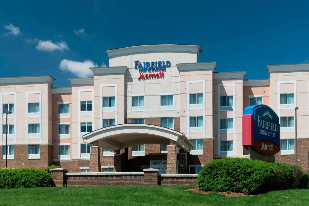Fairfield Inn And Suites By Marriott Kansas City Overland Park