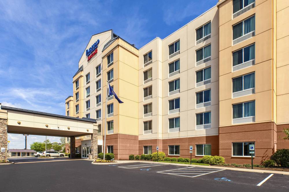Fairfield Inn And Suites By Marriott Lexington North