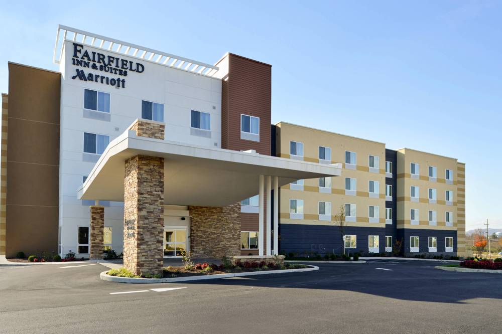 Fairfield Inn And Suites By Marriott Martinsburg