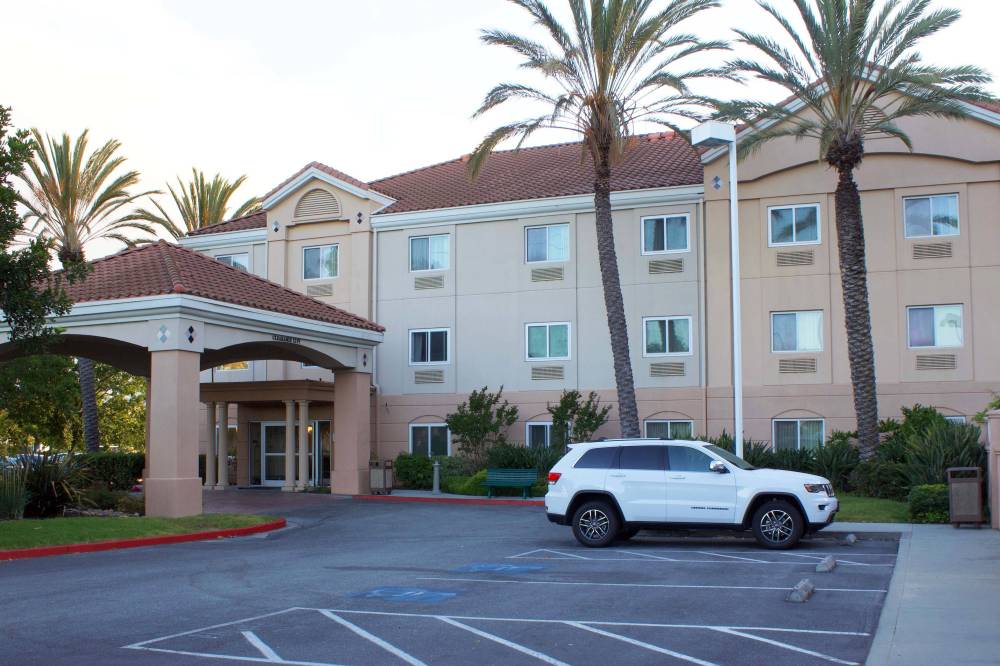 Fairfield Inn And Suites By Marriott San Francisco San Carlos