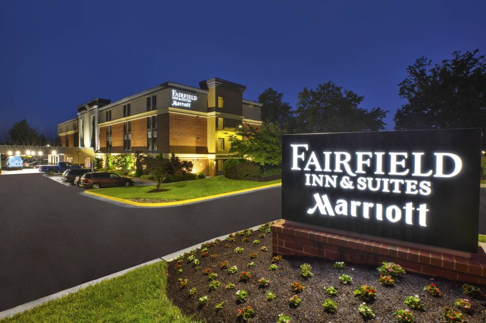 Fairfield Inn By Marriott Inn And Suites Herndon Reston