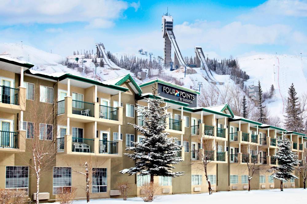 Four Points By Sheraton Hotel And Suites Calgary West