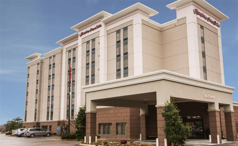 Hampton Inn And Suites Nashville-airport
