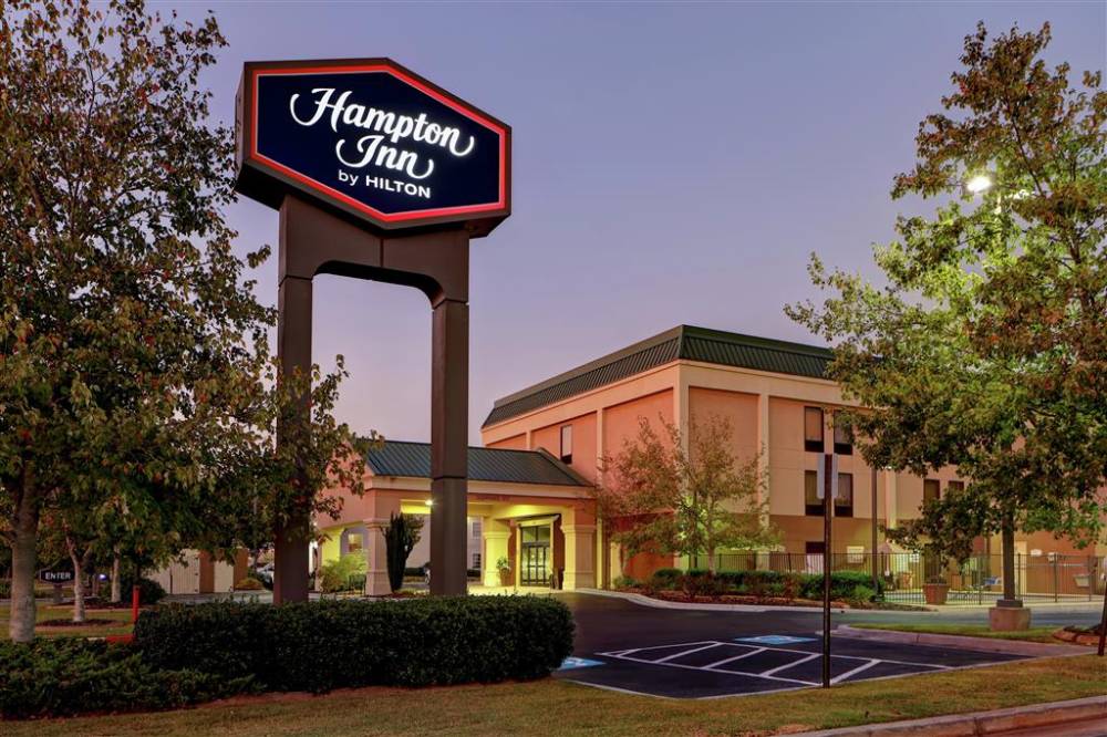 Hampton Inn Atlanta-woodstock