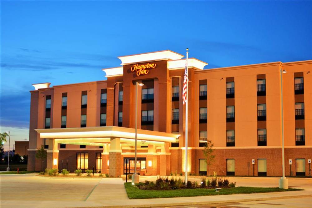 Hampton Inn Lincoln Airport