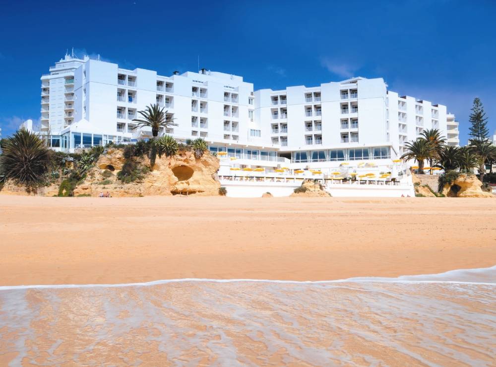 Holiday Inn Algarve Armacao