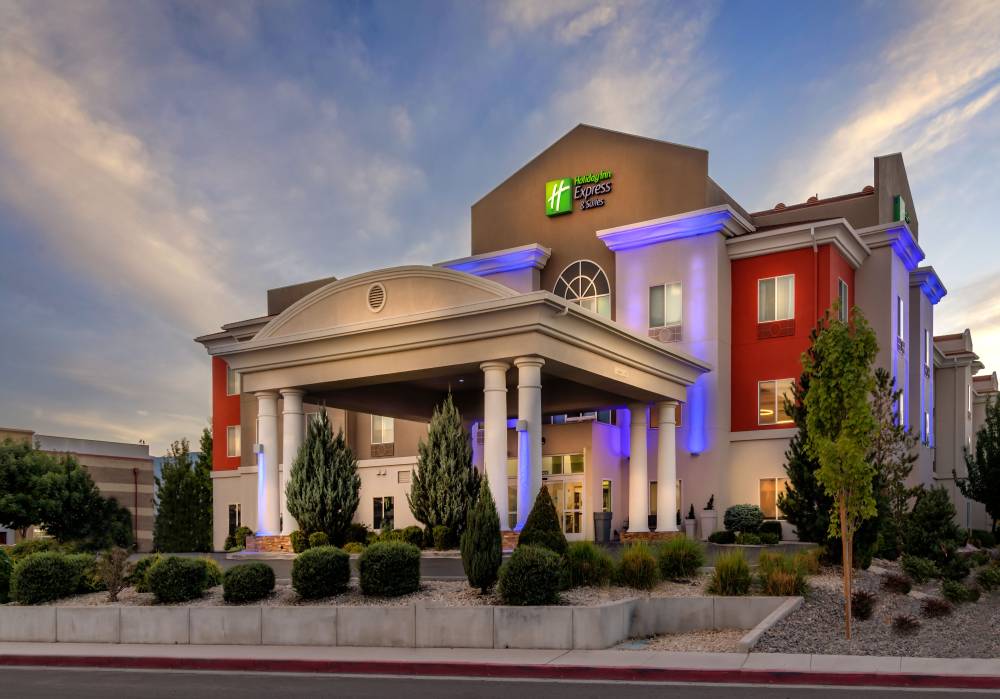 Holiday Inn Exp And Stes Reno