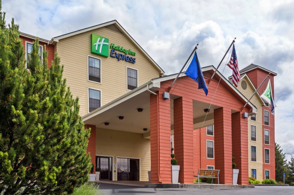 Holiday Inn Exp Grants Pass