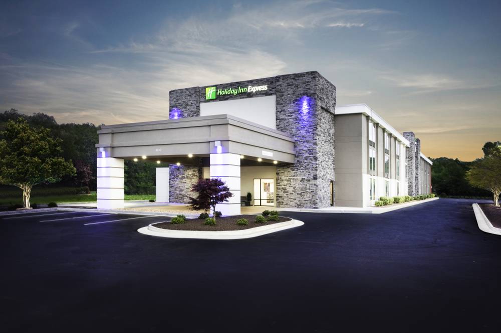 Holiday Inn Exp Hopewell Fort Lee Area
