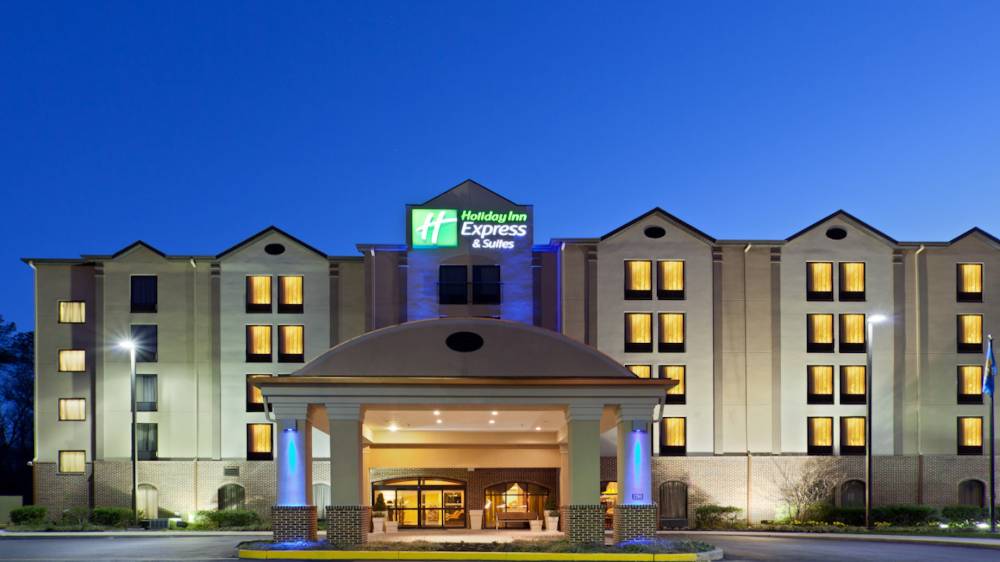 Holiday Inn Exp Hotel Suites