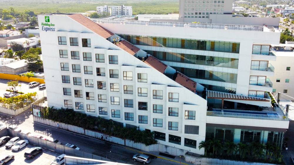 Holiday Inn Exp Puerto Vallarta By Ihg