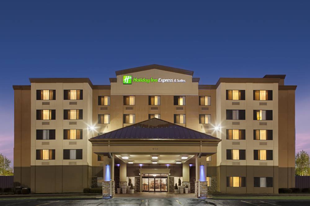 Holiday Inn Exp Stes Coralville