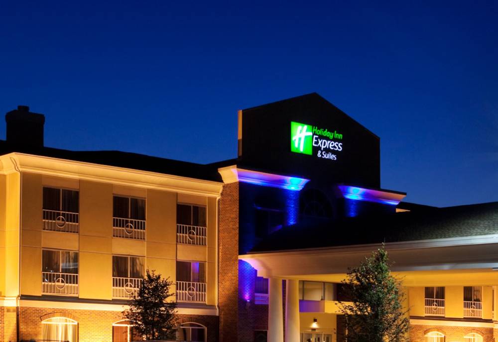 Holiday Inn Exp Stes Ironton