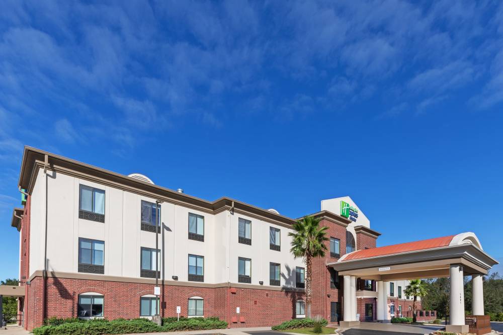 Holiday Inn Exp Stes Picayune