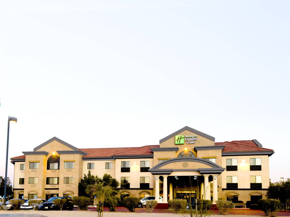 Holiday Inn Exp Sts Barstow Outlet Ctr