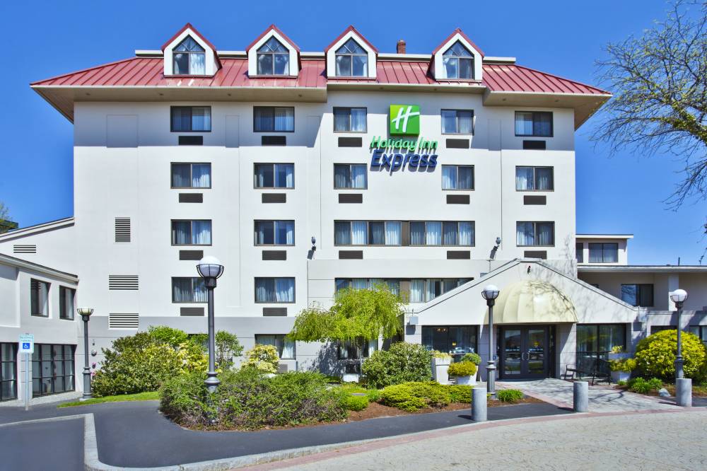 Holiday Inn Exp Waltham