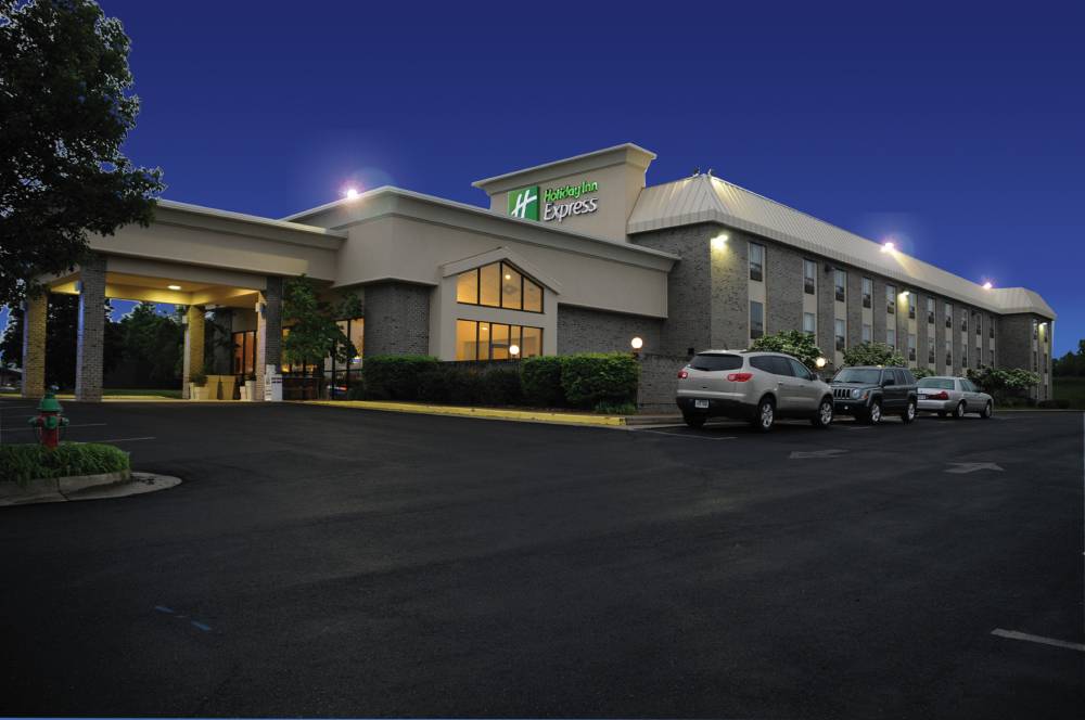 Holiday Inn Exp Winchester-s