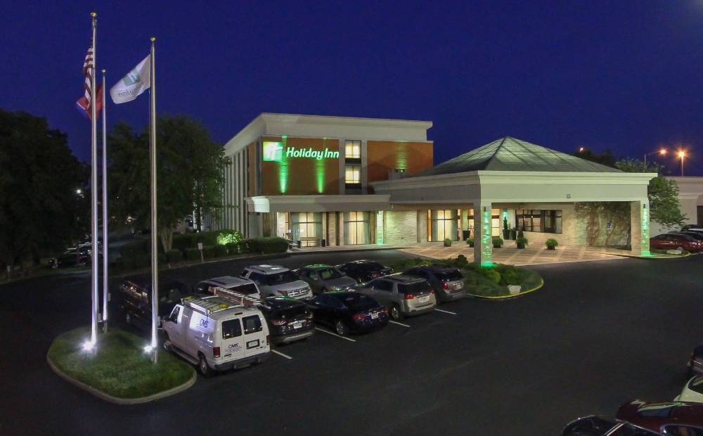 Holiday Inn I-40 And I-75