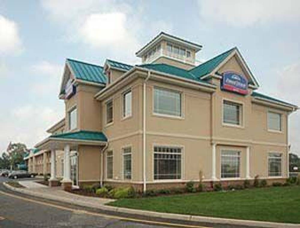 Howard Johnson By Wyndham Toms River