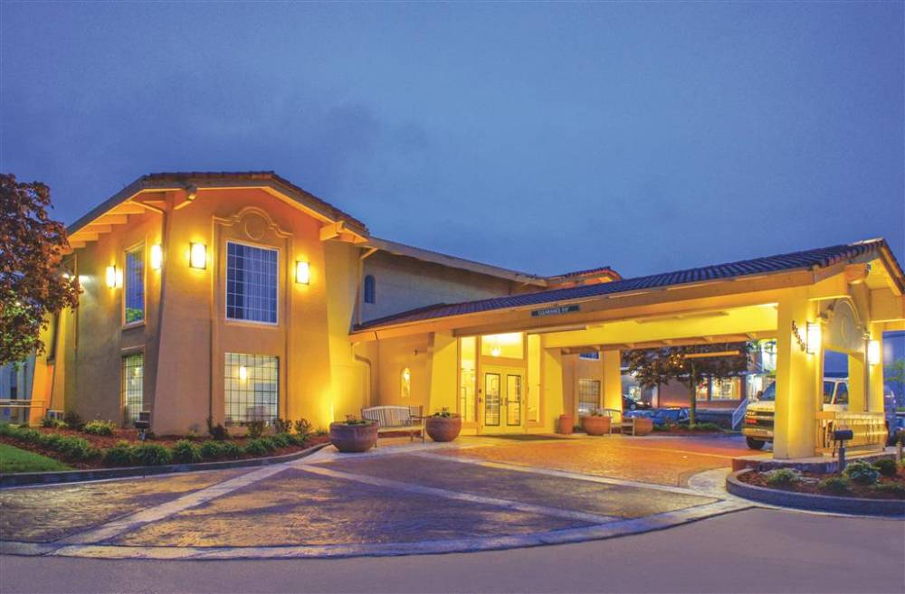 La Quinta Inn By Wyndham Moline Airport