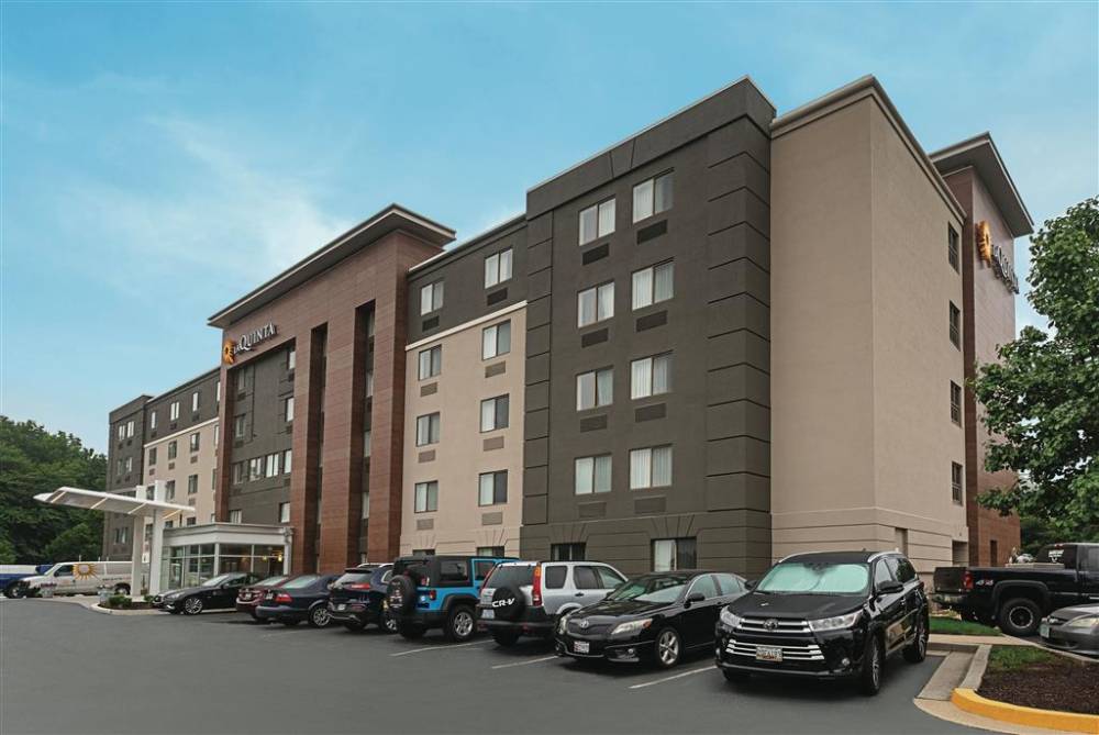 La Quinta Inn & Suites By Wyndham Baltimore Bwi Airport